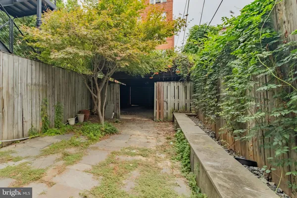 $2,300 | 1459 Chapin Street Northwest, Unit BSMT, Washington, DC 20009