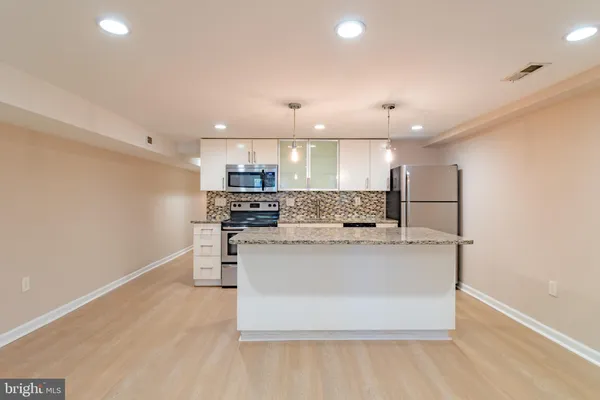 $2,300 | 1459 Chapin Street Northwest, Unit BSMT, Washington, DC 20009