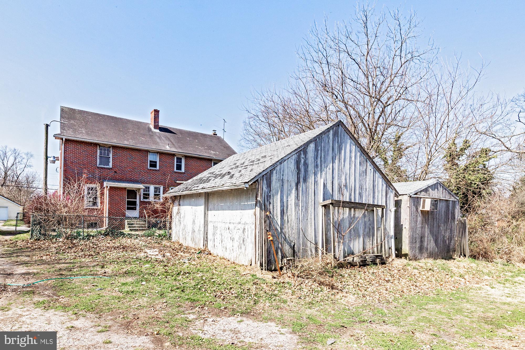 286 Morrison Avenue Salem, NJ 08079 - Photo 23 of 27 garage