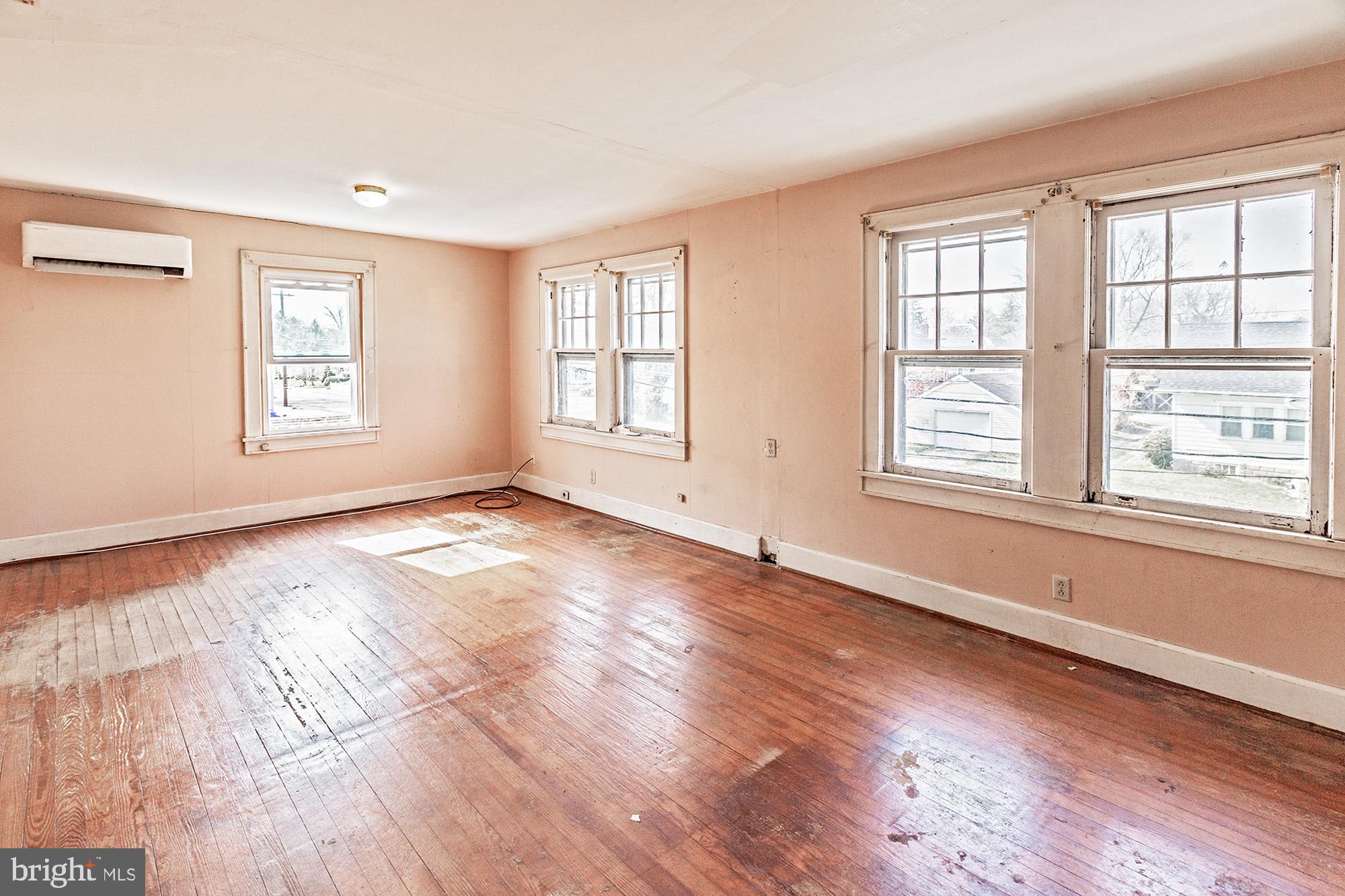 286 Morrison Avenue Salem, NJ 08079 - Photo 9 of 27 bedroom 1