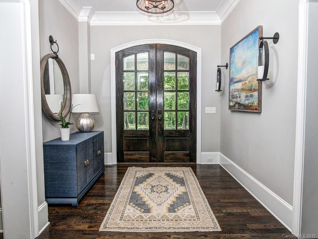 6237 Sharon Acres Road Charlotte, NC 28210 - Photo 4 of 48 a view of entryway with a rug