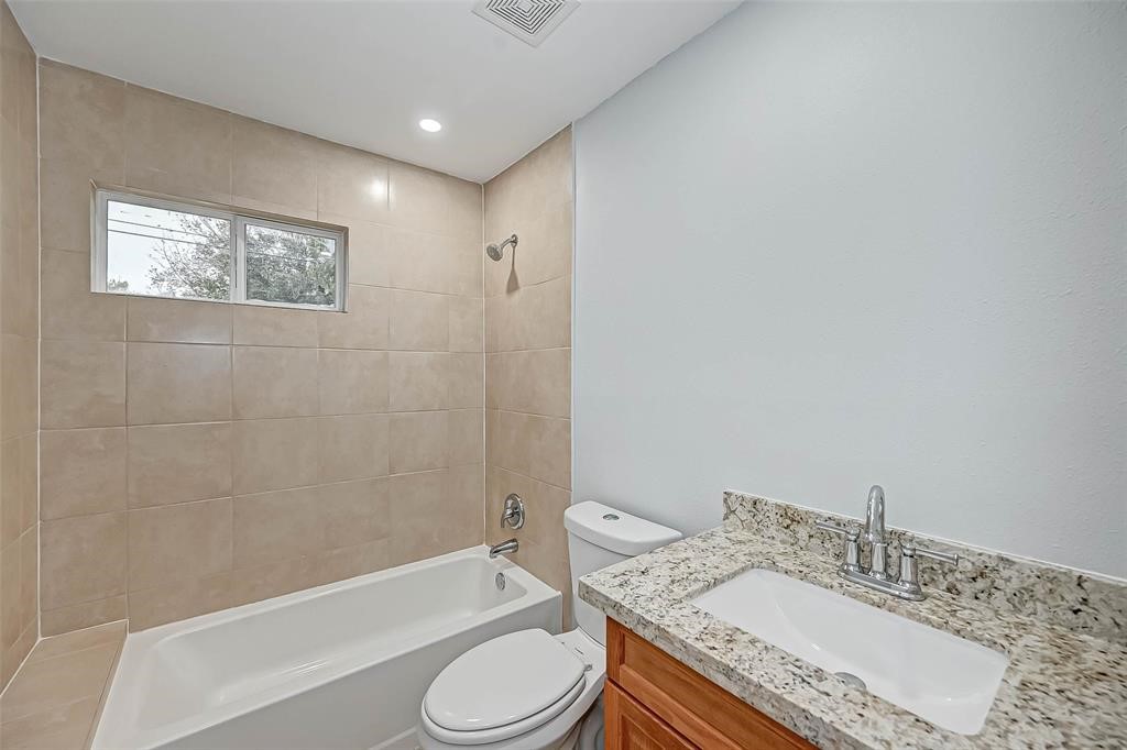 7028 St Augustine Street Houston, TX 77021 - Photo 13 of 15