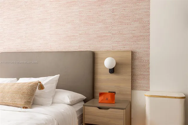 $9,000 | 159 Northeast 6th Street, Unit 3615, Miami, FL 33132