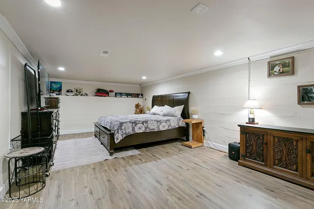 $259,500 | 419 West 3rd Street, Wapato, WA 98951