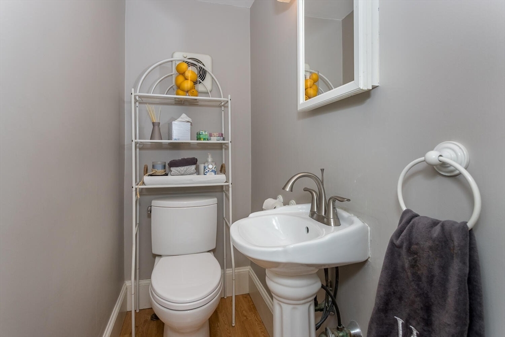 20 Forrest Road Walpole, MA 02081 - Photo 11 of 19