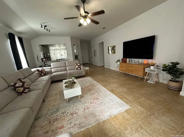 $2,350 | 3414 Port Place, San Antonio, TX 78253