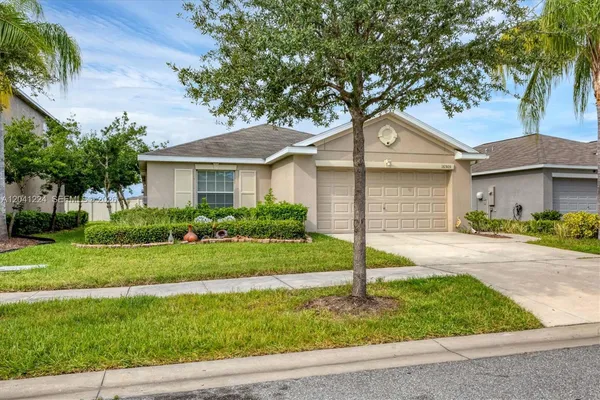 $300,000 | 16505 Myrtle, Wimauma, FL 33598