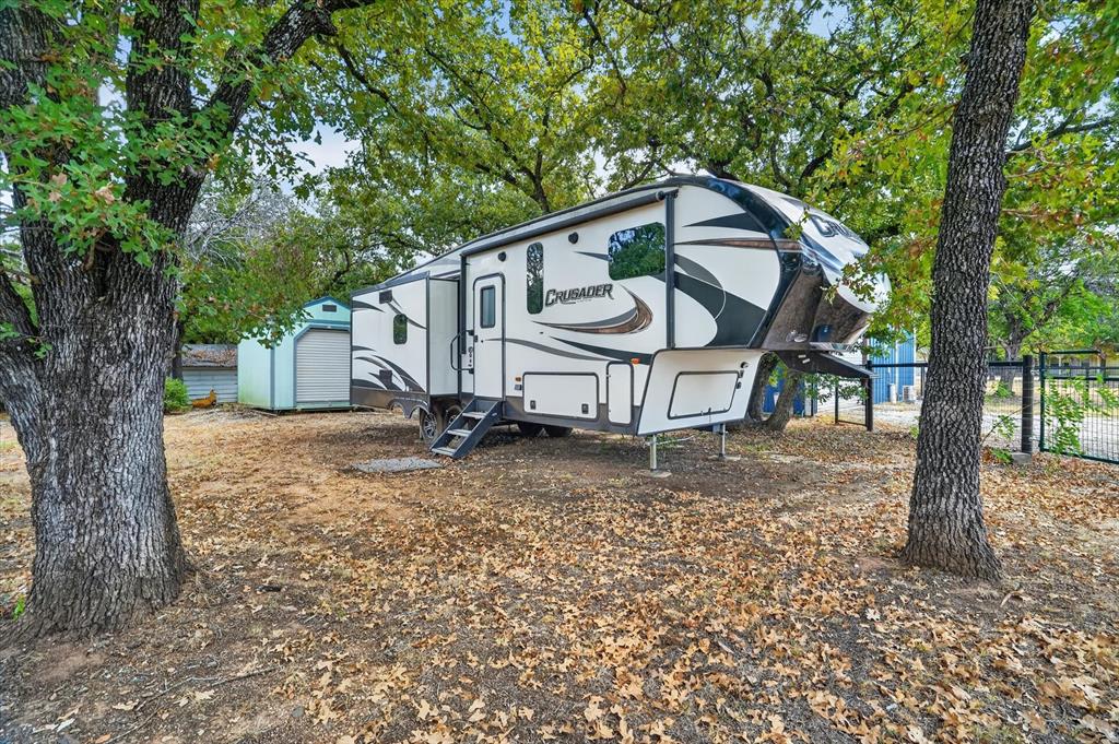237 Live Oak Loop Whitney, TX 76692 - Photo 25 of 40 Gallery Image 25