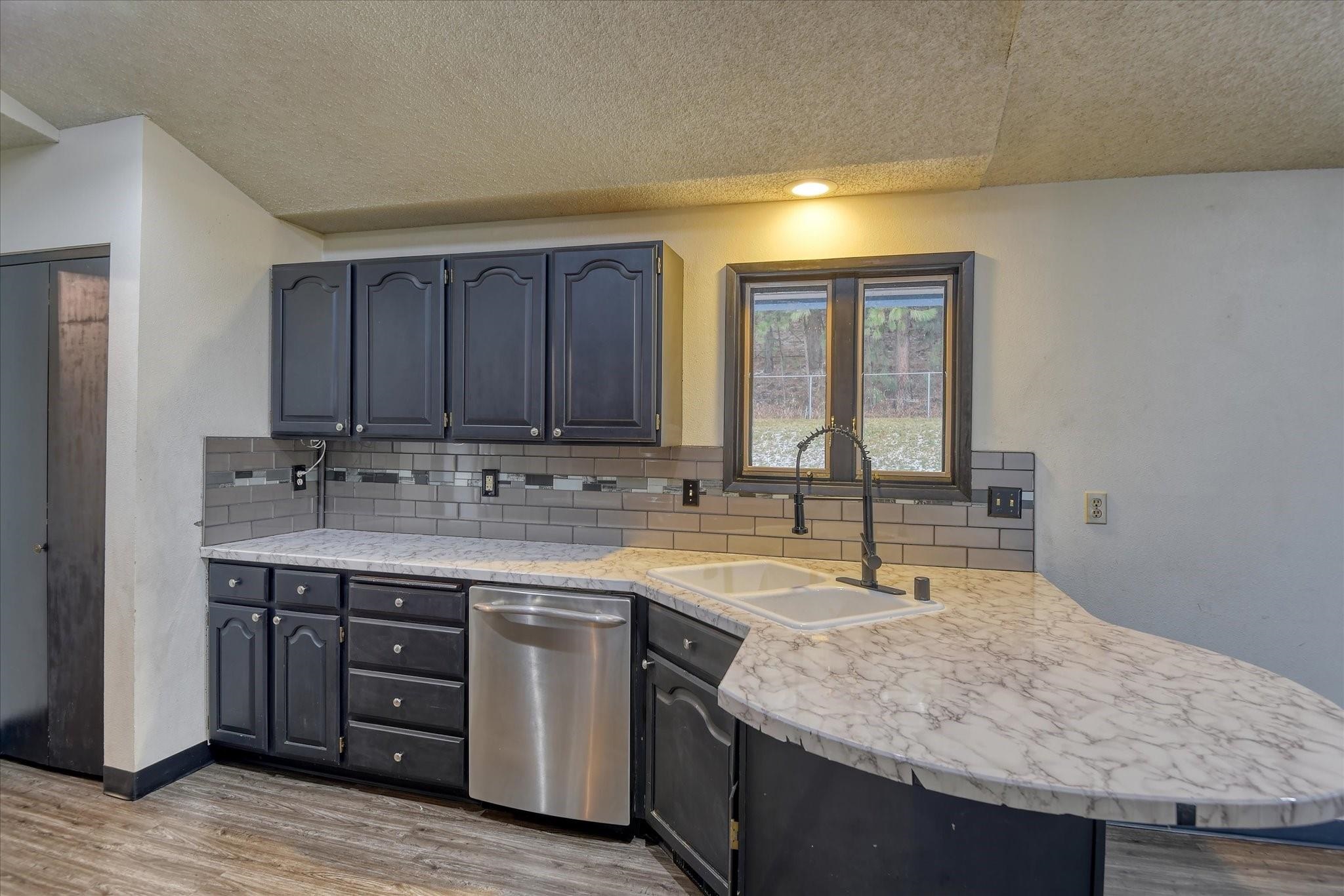 1715 South Ridgemont Drive Spokane Valley, WA 99037 - Photo 17 of 44