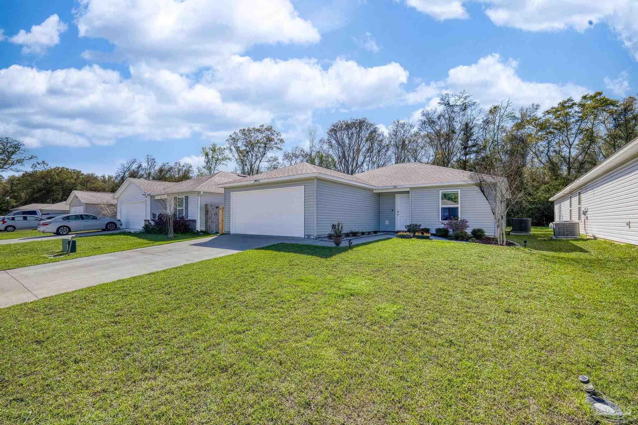 7821 Maxton Road Pensacola, FL 32514 - Photo 2 of 50