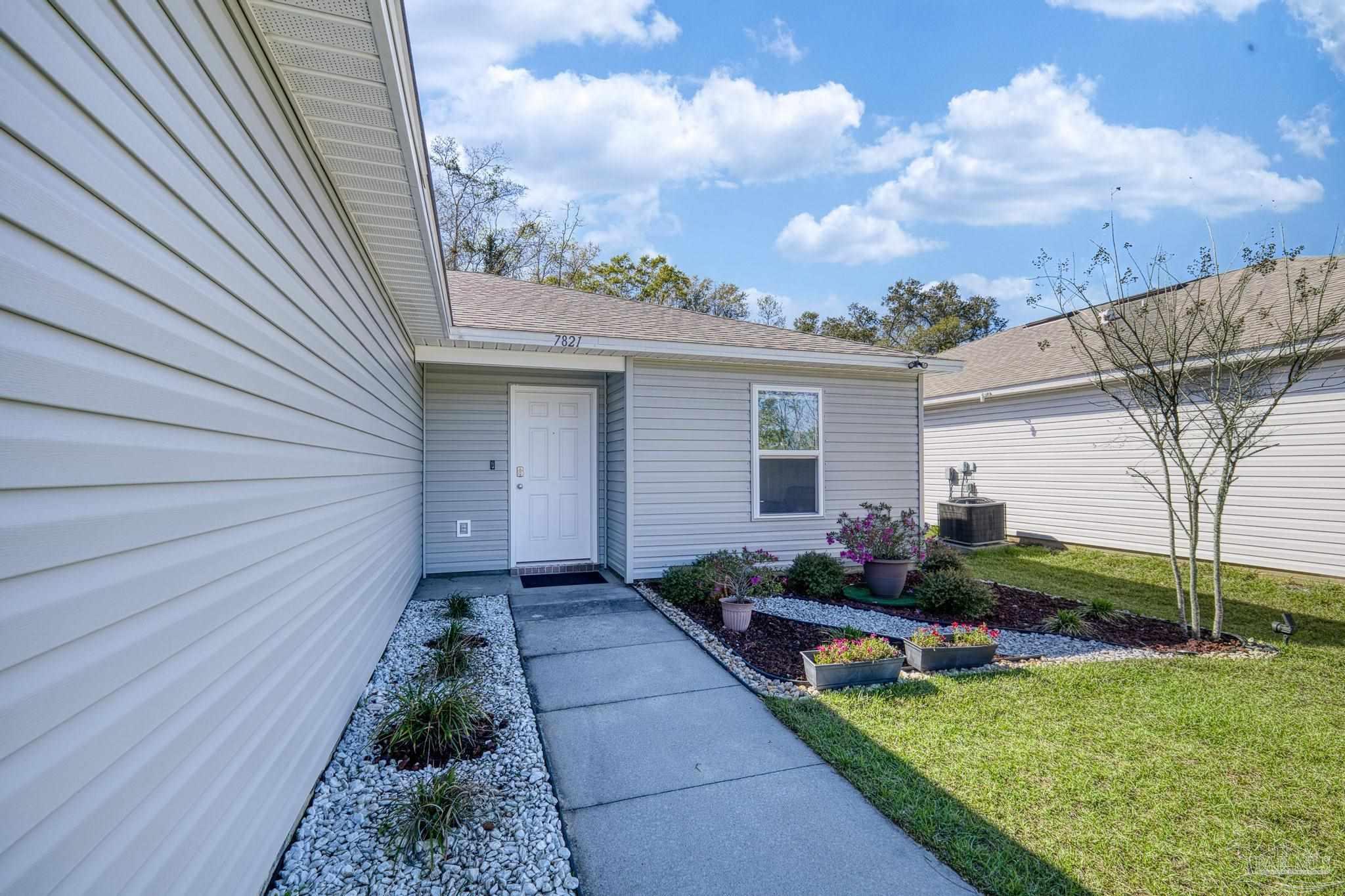 7821 Maxton Road Pensacola, FL 32514 - Photo 5 of 50