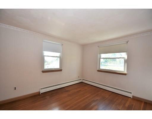 59 Hobbs Road Waltham, MA 02452 - Photo 15 of 23 Gallery Image 15