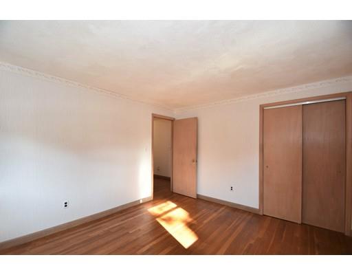 59 Hobbs Road Waltham, MA 02452 - Photo 16 of 23 Gallery Image 16
