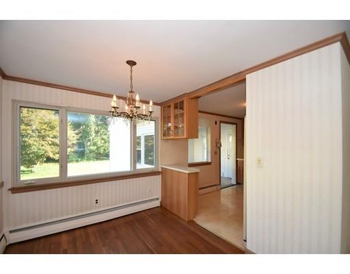 59 Hobbs Road Waltham, MA 02452 - Photo 7 of 23 Gallery Image 7
