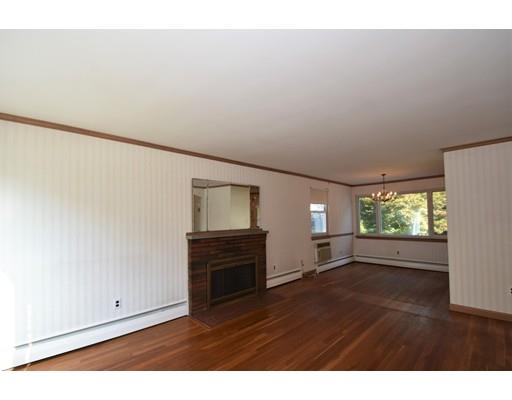 59 Hobbs Road Waltham, MA 02452 - Photo 10 of 23 Gallery Image 10