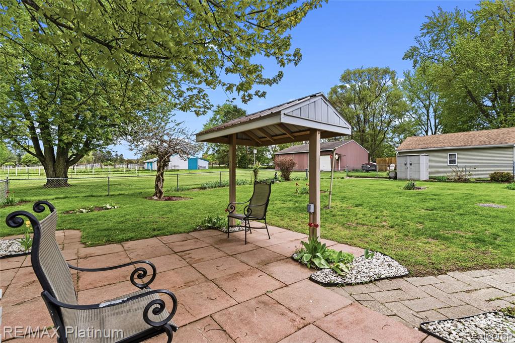 16479 South Jennings Road Fenton, MI 48430 - Photo 18 of 25 Gallery Image 18