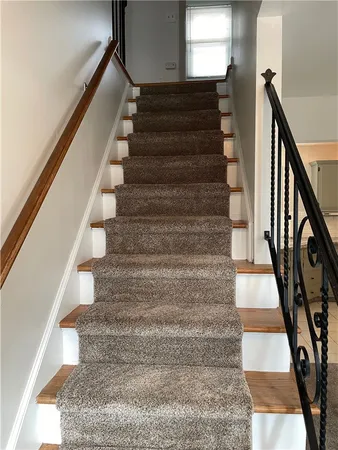 $395,000 | 23 Blackwatch Trail, Perinton, NY 14450