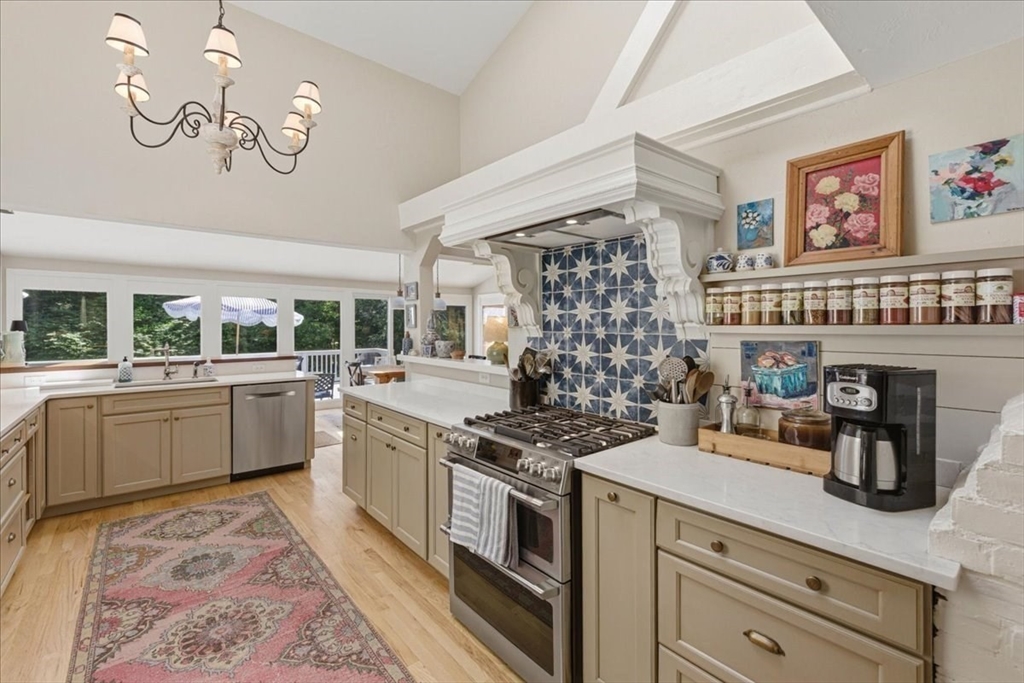 32 Branch Street Scituate, MA 02066 - Photo 11 of 42