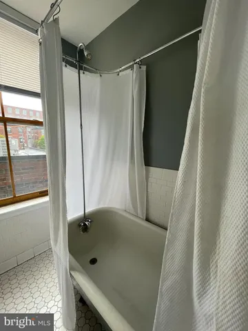 $3,500 | 1514 North Street, Philadelphia, PA 19130