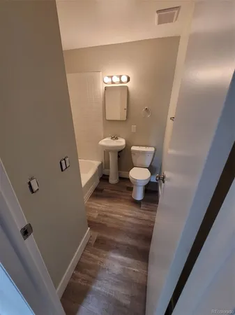 $2,795 | 7011 South Ash Circle, Centennial, CO 80122