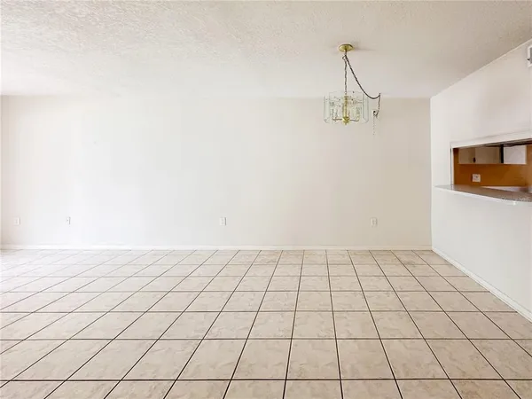 $199,999 | 3710 Greenery Court, Unit 110, Tampa, FL 33618