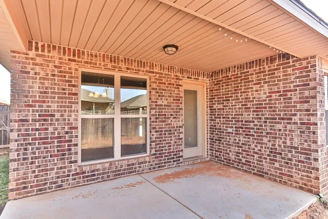 $2,250 | 9706 Ridgely Avenue, Lubbock, TX 79424
