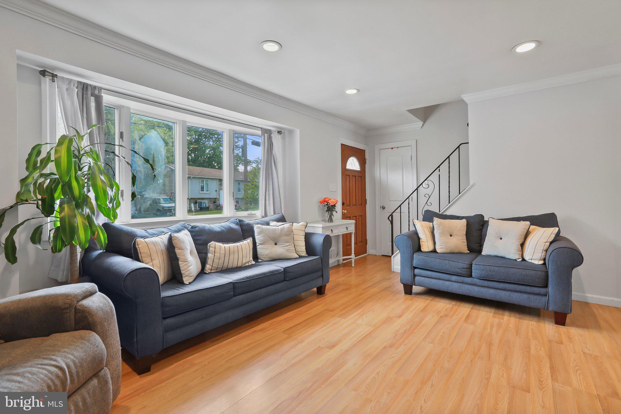 86 Rosedale Avenue Ewing, NJ 08638 - Photo 4 of 26 Gallery Image 4
