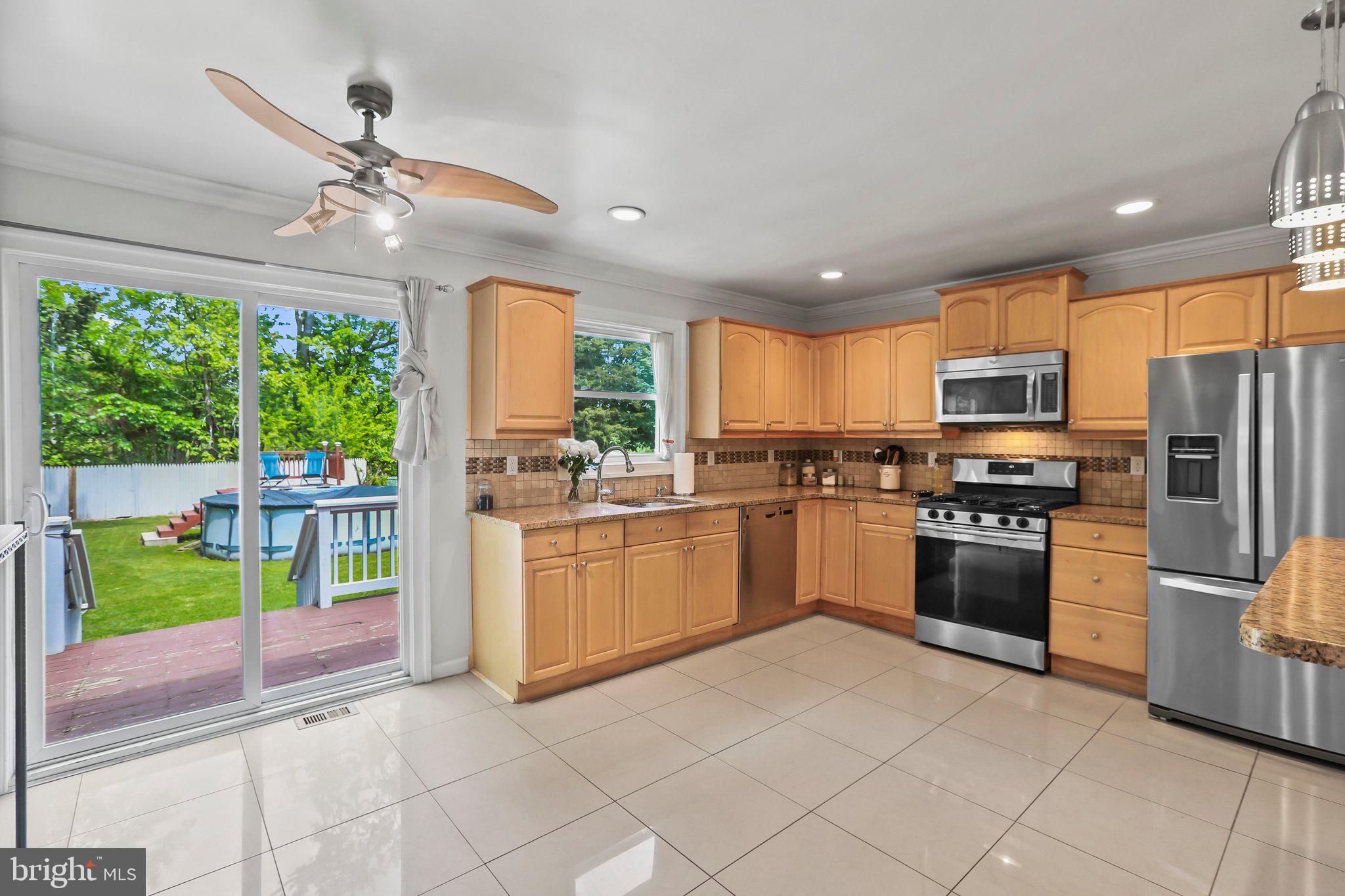 86 Rosedale Avenue Ewing, NJ 08638 - Photo 5 of 26 Gallery Image 5