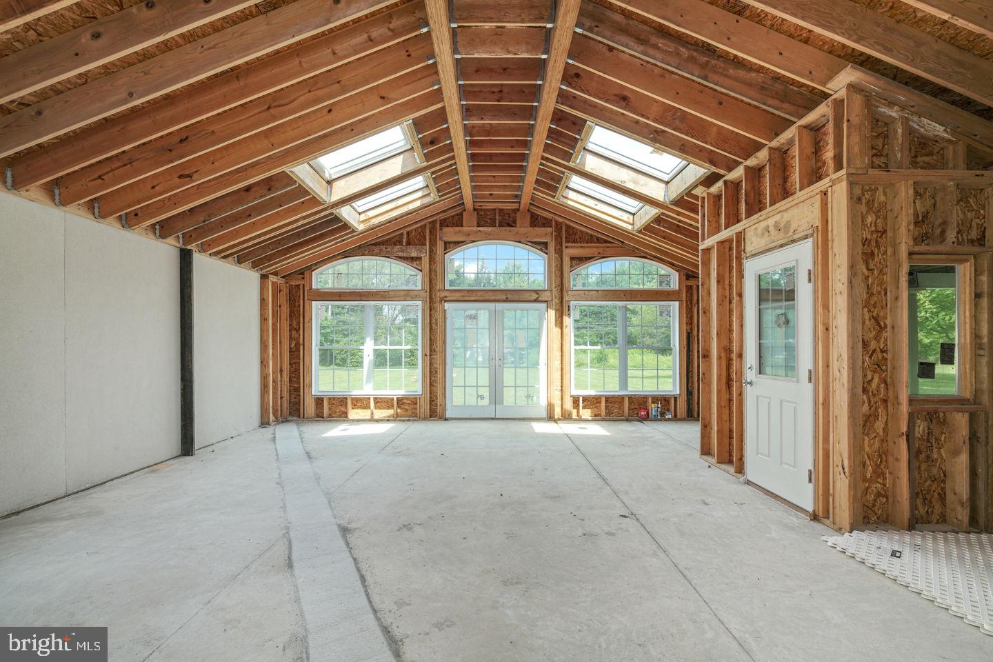 2374 Pine Road Huntingdon Valley, PA 19006 - Photo 4 of 36