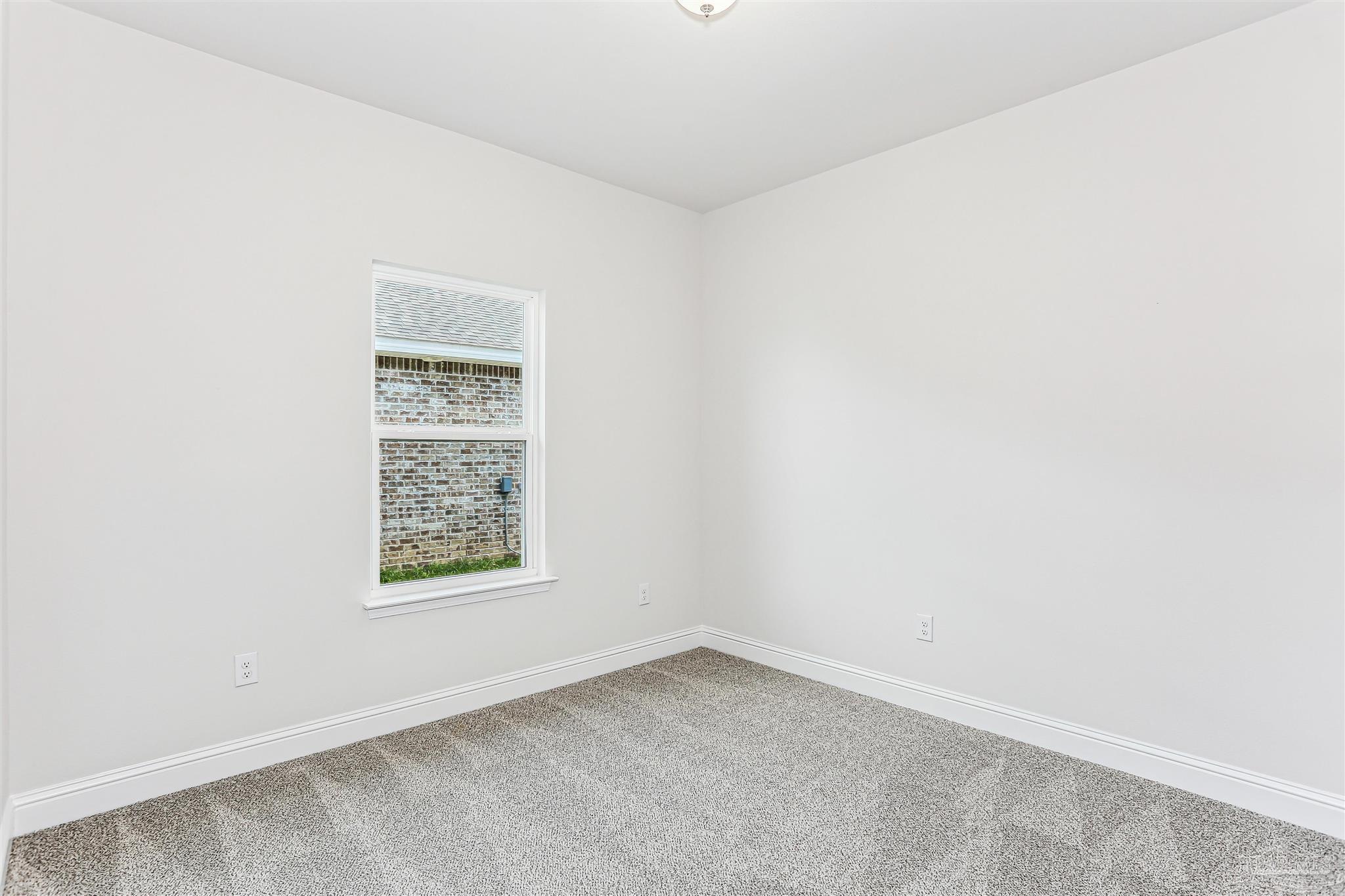 1644 Slate Drive Cantonment, FL 32533 - Photo 21 of 28 an empty room with a window