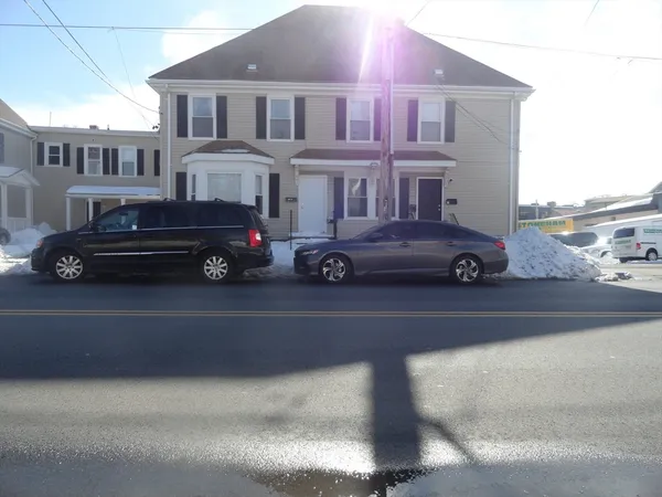 $2,300 | 49 Franklin Street, Unit 1, Stoneham, MA 02180