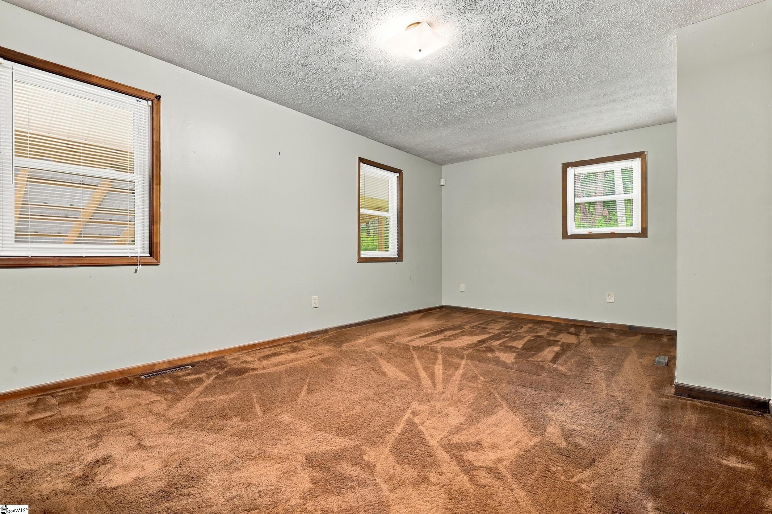 148 South McAlister Road Easley, SC 29642 - Photo 11 of 23 Gallery Image 11