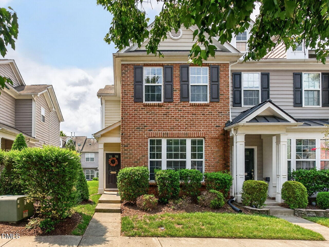 802 Bryant Street Raleigh, NC 27603 - Photo 1 of 25 001-1280x960-main-exterior