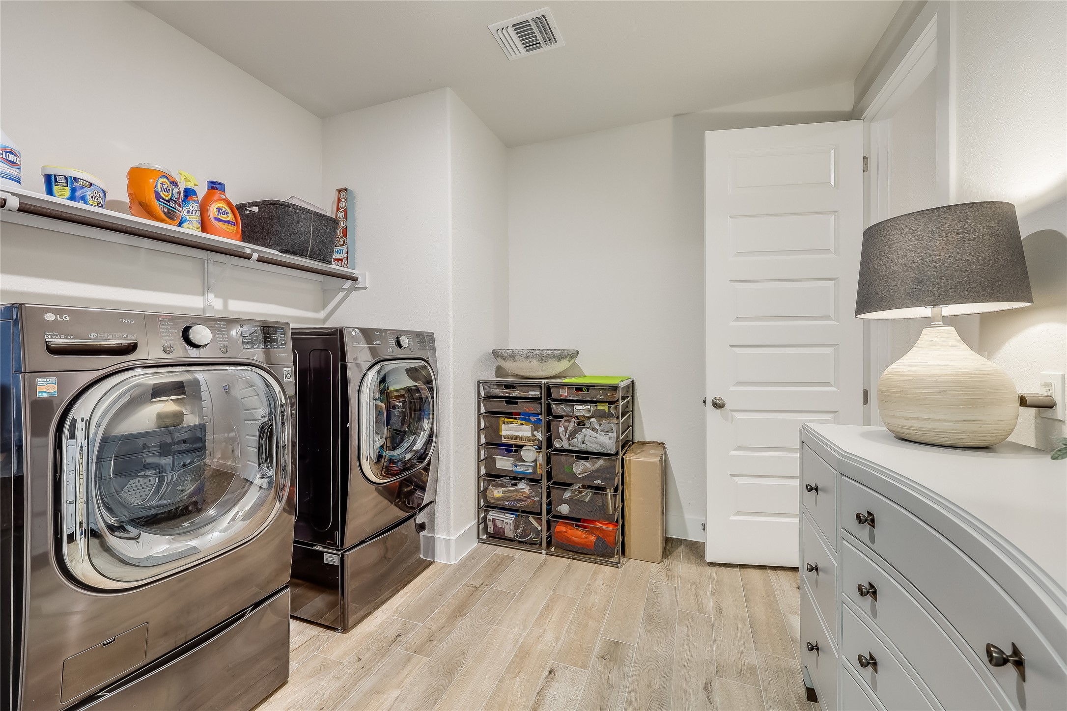 8400 Skytex Street Austin, TX 78744 - Photo 33 of 37