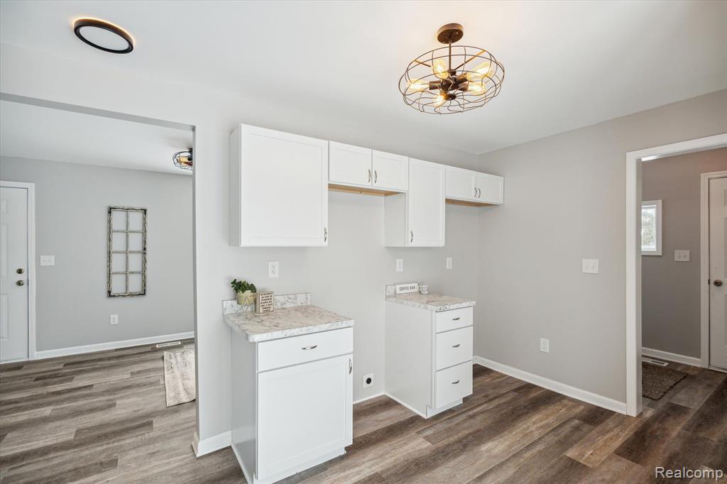 4356 North Vassar Road Flint, MI 48506 - Photo 13 of 27