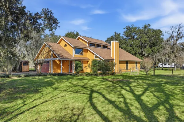 $515,000 | 5610 County Road 823, West Columbia, TX 77486