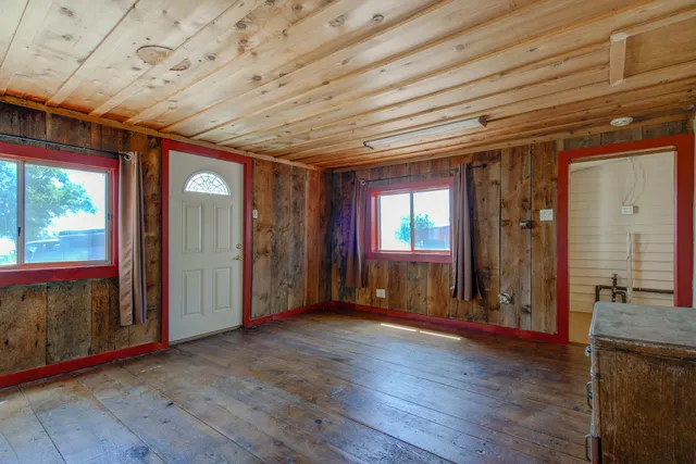 a view of empty room