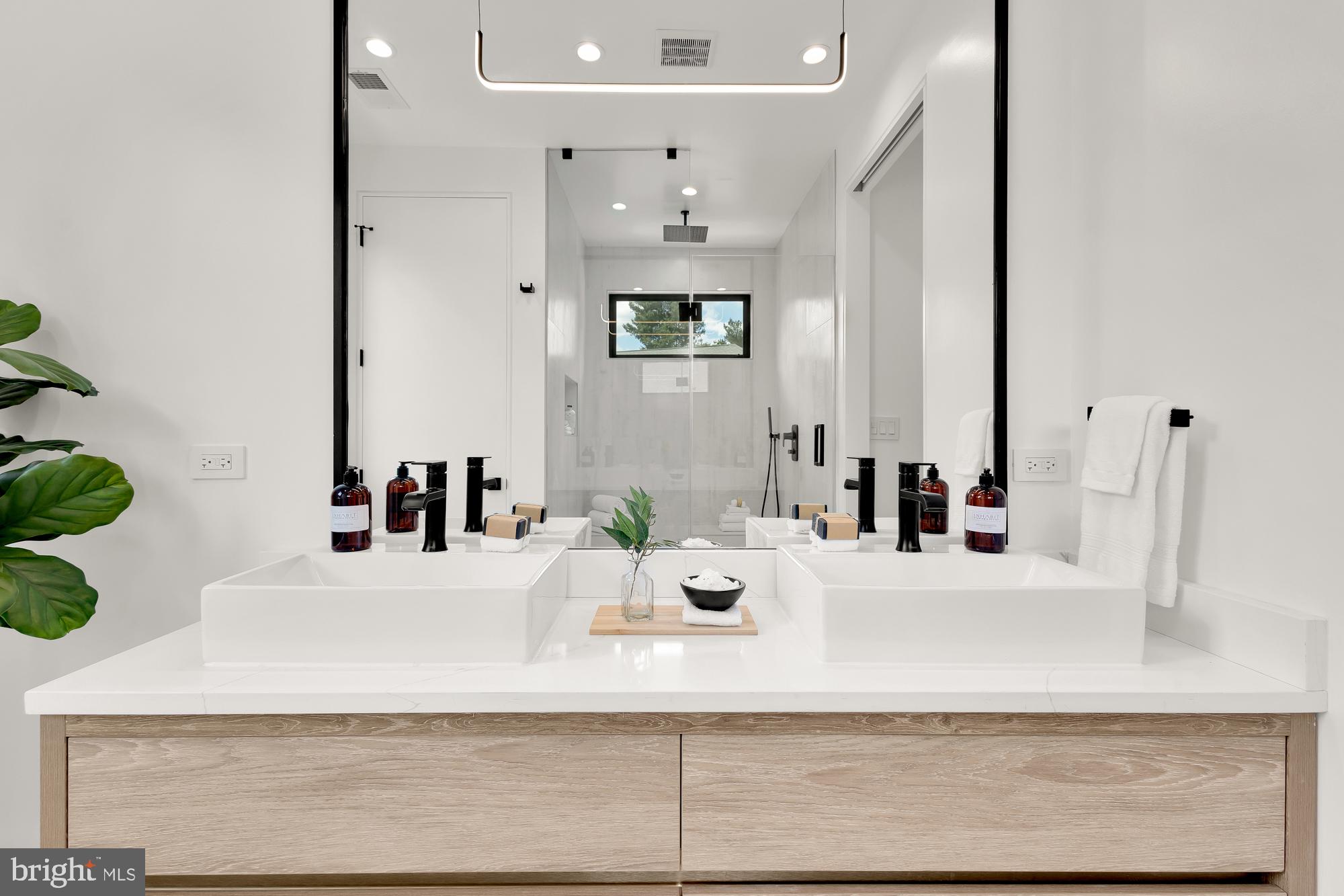 4525 Grant Road Northwest Washington, DC 20016 - Photo 16 of 38