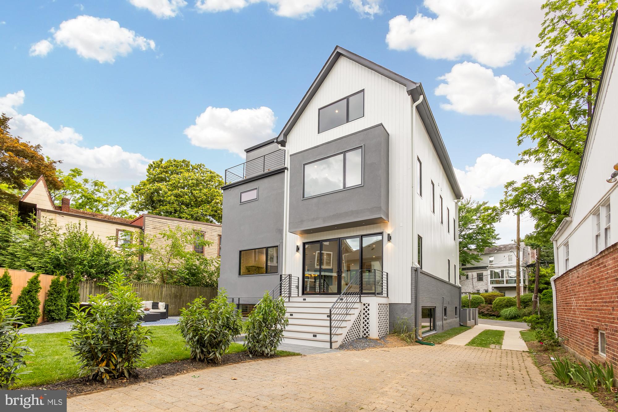 4525 Grant Road Northwest Washington, DC 20016 - Photo 37 of 38