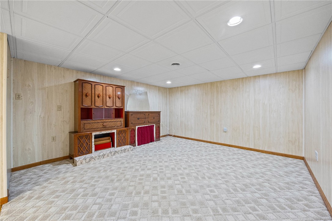 750 Close Circle Webster, NY 14580 - Photo 36 of 50