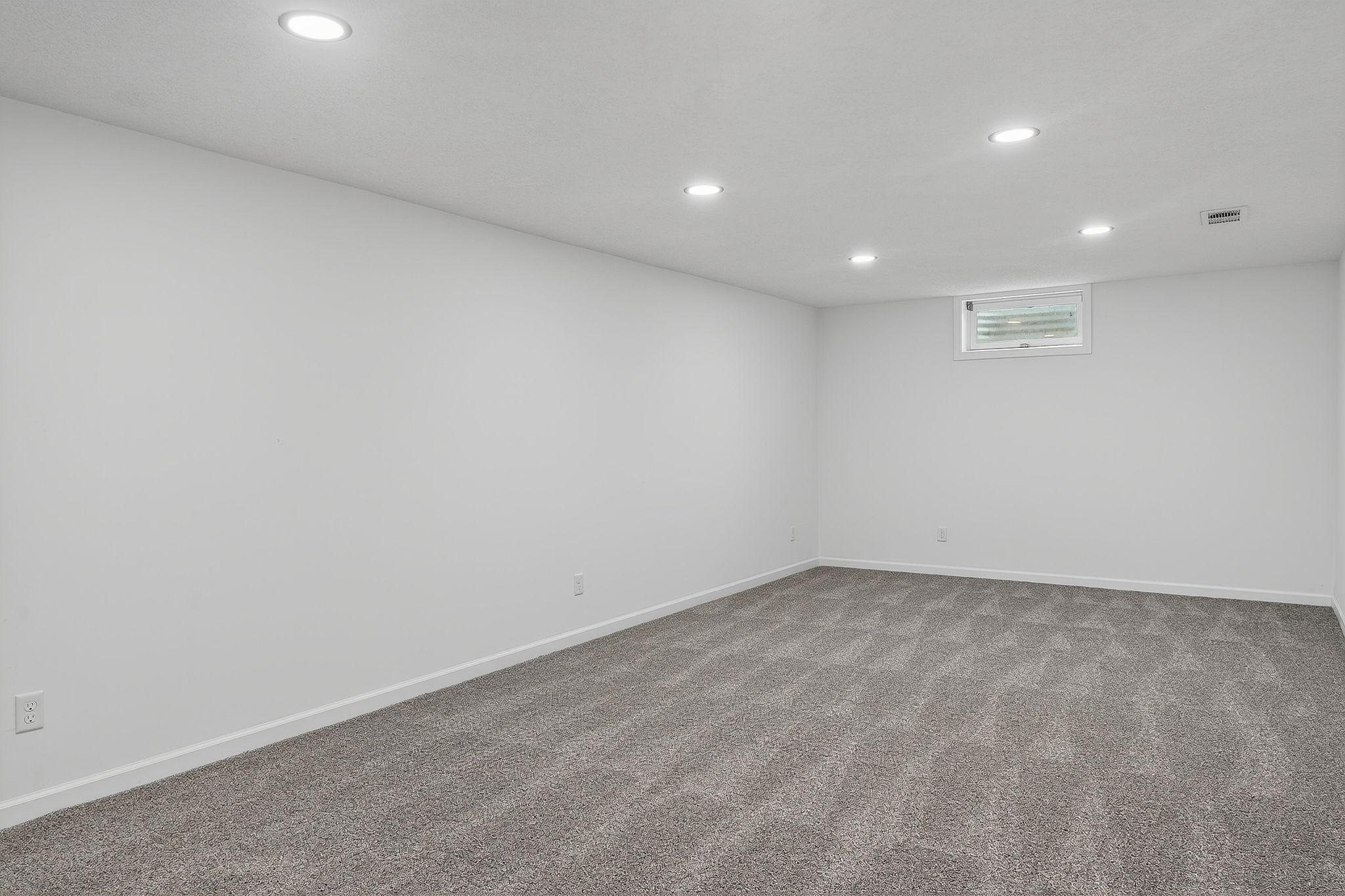 559 21st Street Northeast Rochester, MN 55906 - Photo 21 of 41