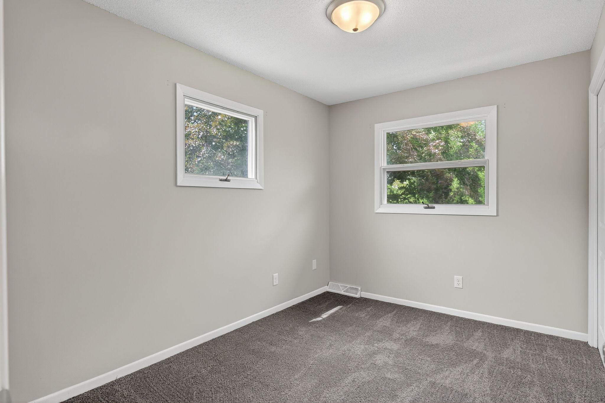 559 21st Street Northeast Rochester, MN 55906 - Photo 30 of 41