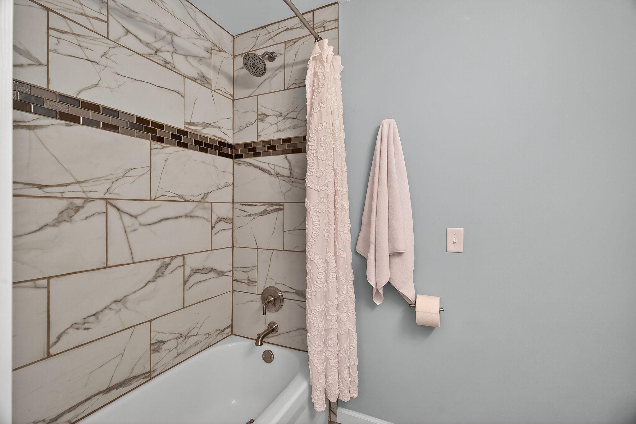 559 21st Street Northeast Rochester, MN 55906 - Photo 37 of 41