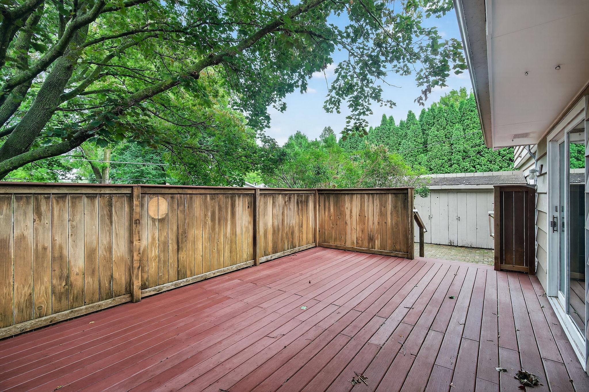 559 21st Street Northeast Rochester, MN 55906 - Photo 5 of 41