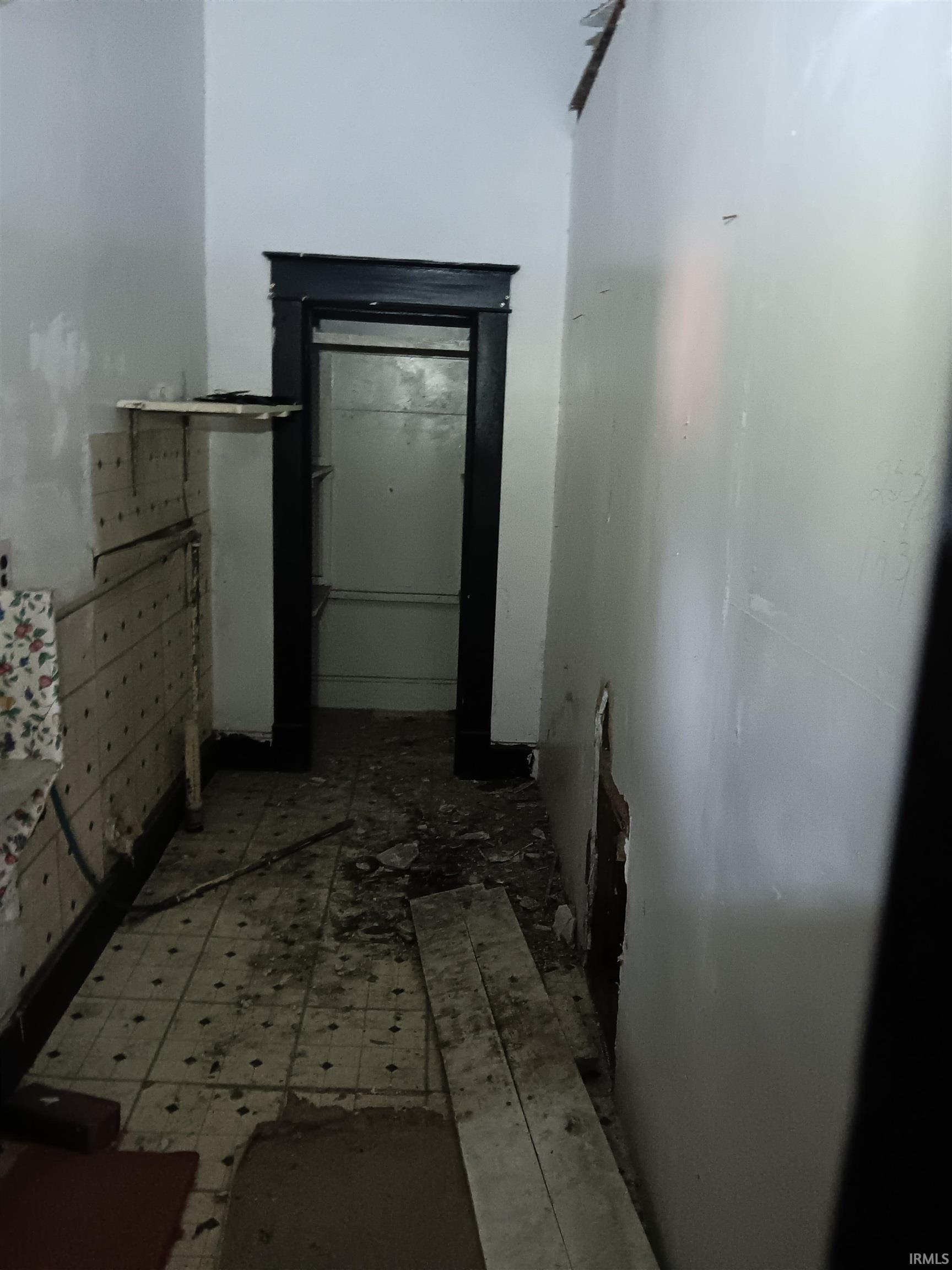 2125 1st Avenue Terre Haute, IN 47807 - Photo 15 of 30