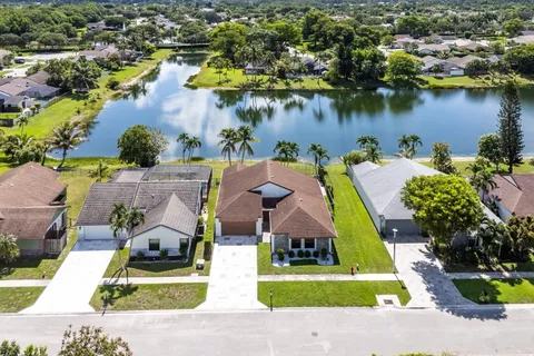 $749,000 | 21506 Summertrace Circle, Boca Raton, FL 33428