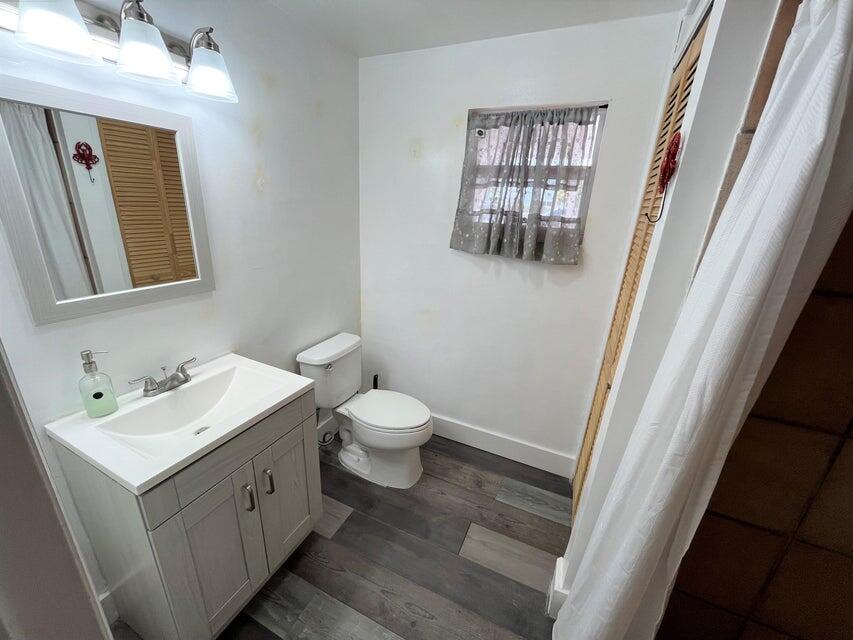 126 3rd Lane Key Largo, FL 33037 - Photo 21 of 23 Bath 3 Downstairs