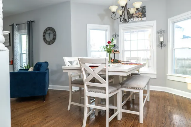 $437,500 | 371 South Madison Street, Oswego, IL 60543