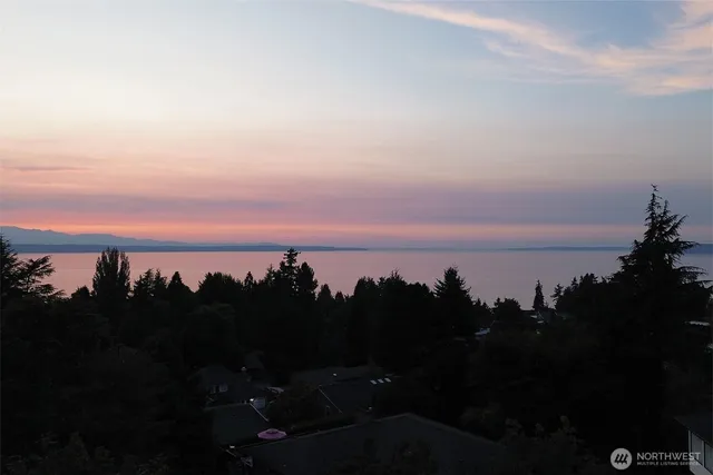 $895,000 | 192-xx Olympic View Drive, Edmonds, WA 98020