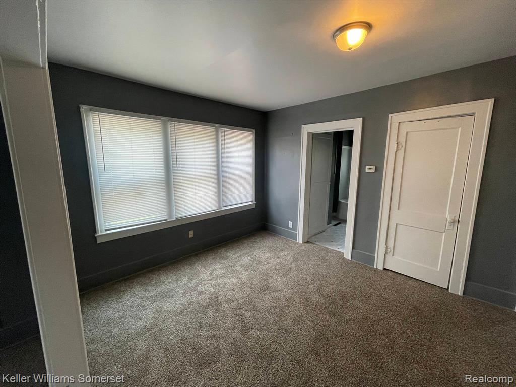 8246 Toepfer Road Warren, MI 48089 - Photo 5 of 17